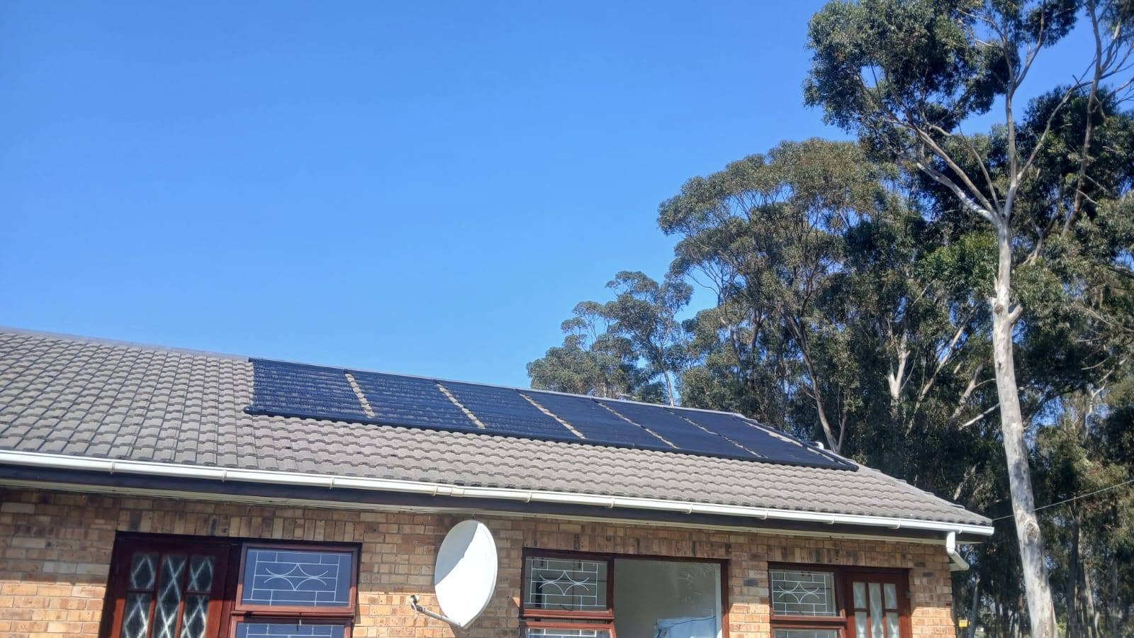 Recent GridFree roof-mounted solar pool heating installation